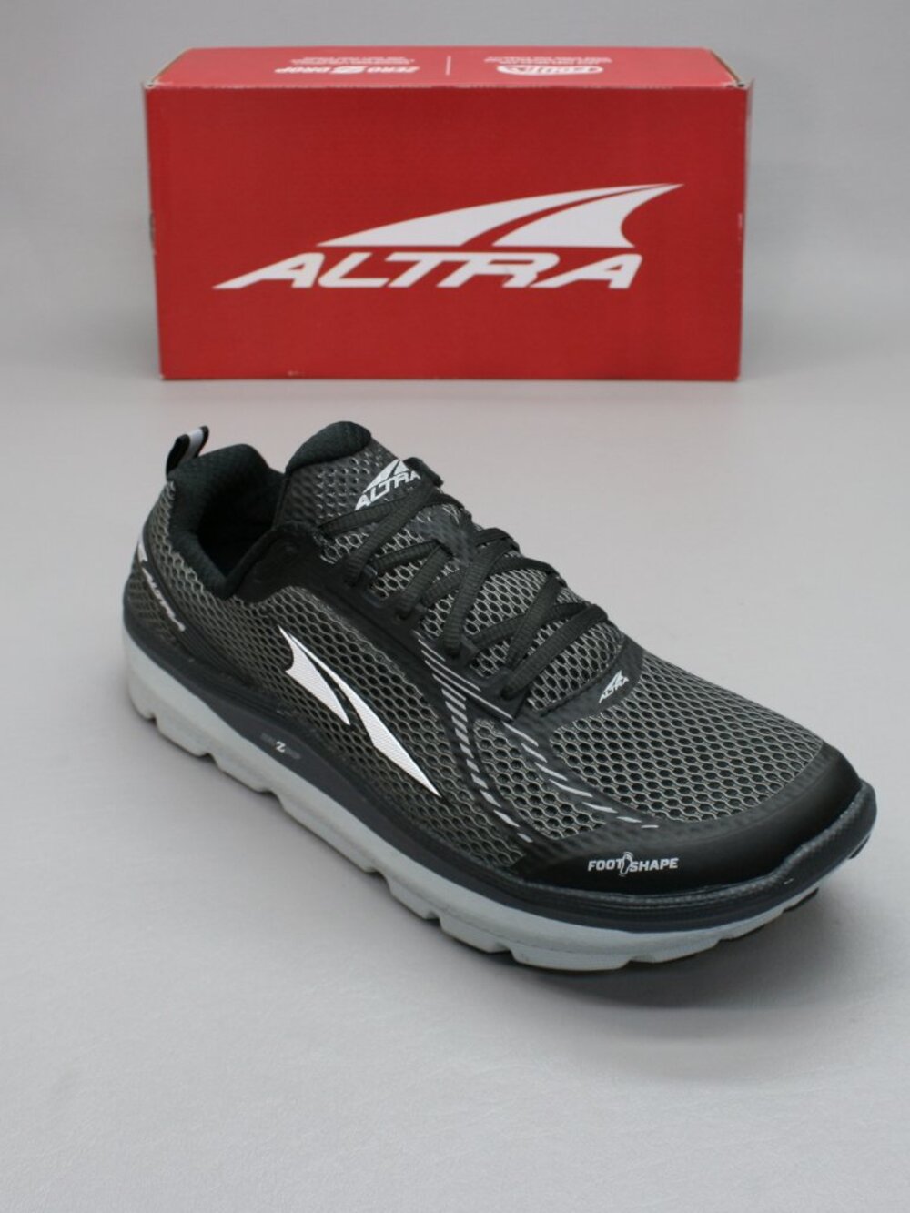 Altra Men's 11.5 Paradigm 3.0 Black Running Zero Drop Shoes Sneakers AFM1739F-3